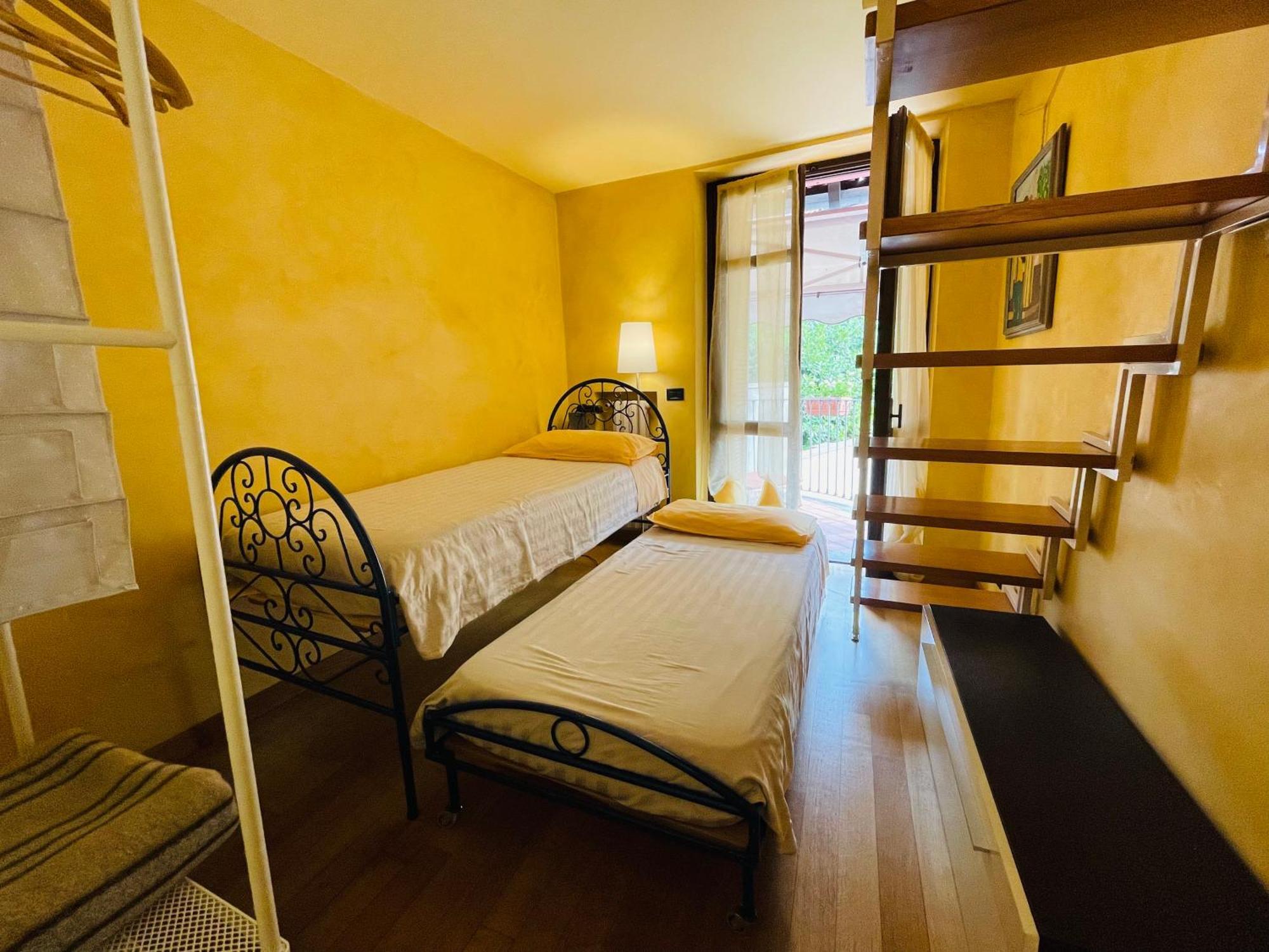 Casa Caroli, Charme E Comfort Nel Cuore Di Alba Εξωτερικό φωτογραφία