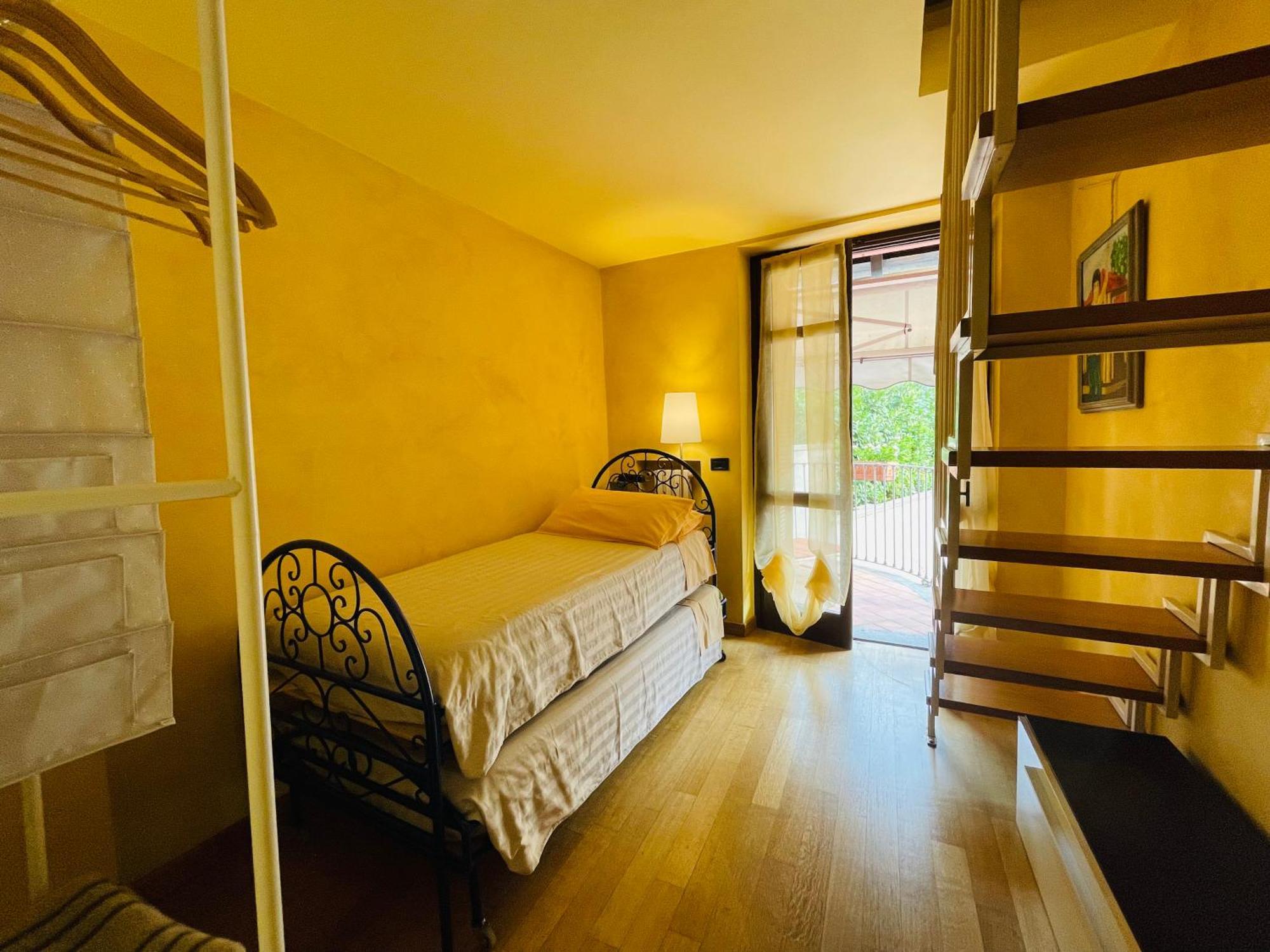 Casa Caroli, Charme E Comfort Nel Cuore Di Alba Εξωτερικό φωτογραφία